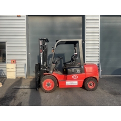 Chariot élévateur Lithium électrique EP EFL302 occasion
