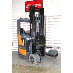 Chariot élévateur électrique mât rétractable OMG 1600 kg