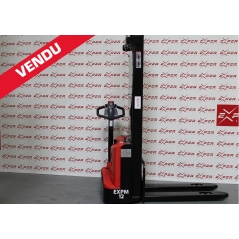 Gerbeur électrique accompagnant EP 1200 kg