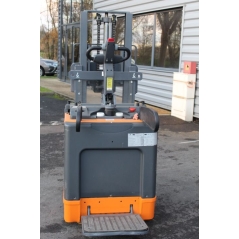 Transpalette électrique 320P4 2000 kg