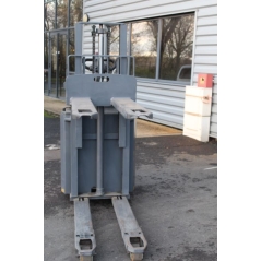 Transpalette électrique 320P4 2000 kg