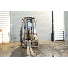 Chariot élévateur CATERPILLAR 1500 kg 48V