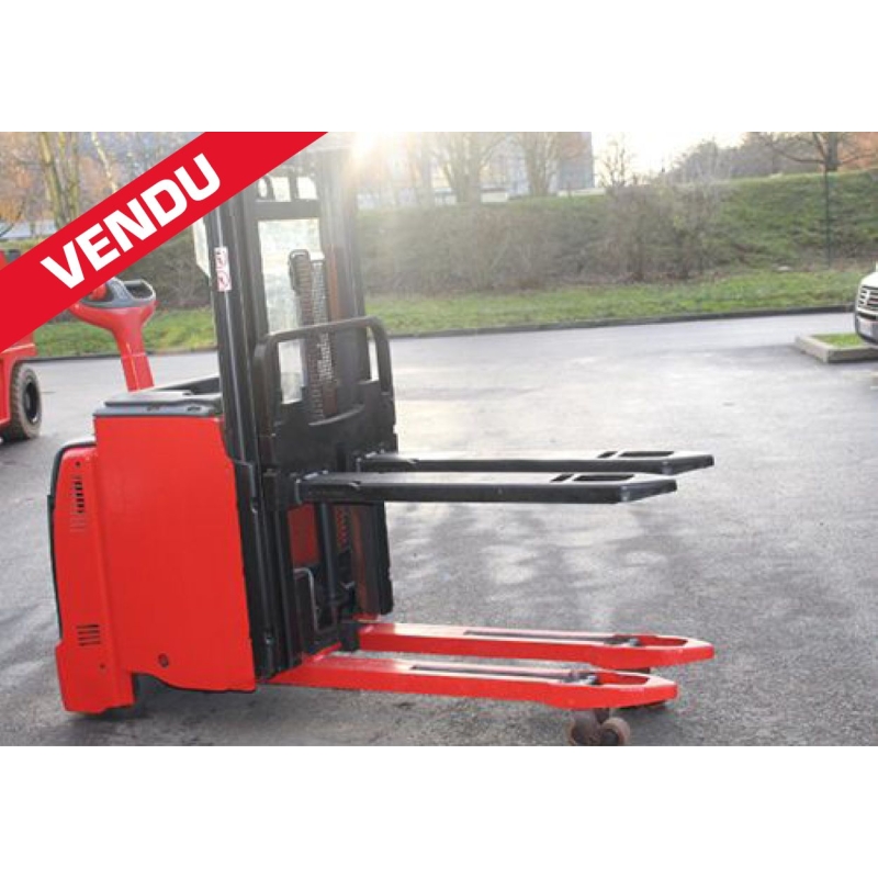 Gerbeur électrique Fenwick 2000 kg Gerbeur électrique Fenwick 2000 kg