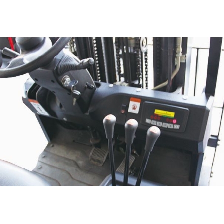 Location chariot élévateur électrique 3 roues EP 2000 Kg