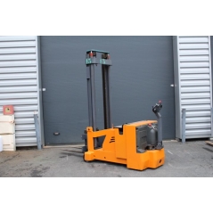 Gerbeur en porte à faux OMG 1500 kg - 715 FS