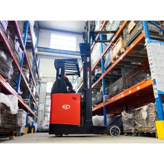 Location chariot élévateur Lithium rétractable 1600 Kg