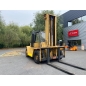 Chariot élévateur thermique d'occasion CATERPILLAR 9000 kg