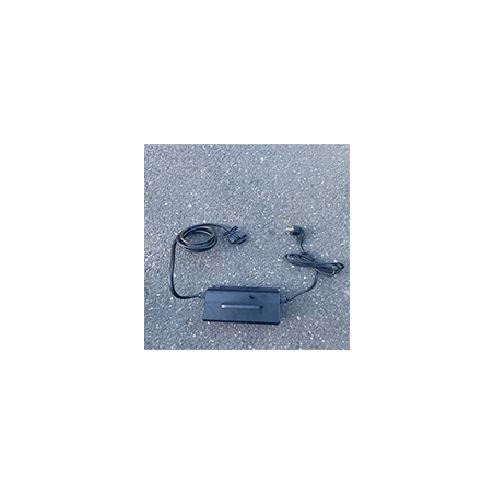 Chargeur externe 24V / 15A pour transpalette