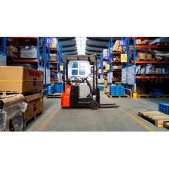 Chariot élévateur électrique Lithium-Ion EP 1800 kg – EFL181