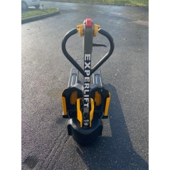 Transpalette électrique d'occasion FENWICK 1600 kg