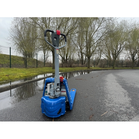 Transpalette semi-électrique d'occasion 1500 kg