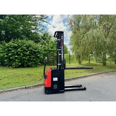Première main - Gerbeur électrique d'occasion 1600 kg 5000 mm