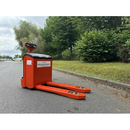 Transpalette électrique 2 tonnes d'occasion Fenwick