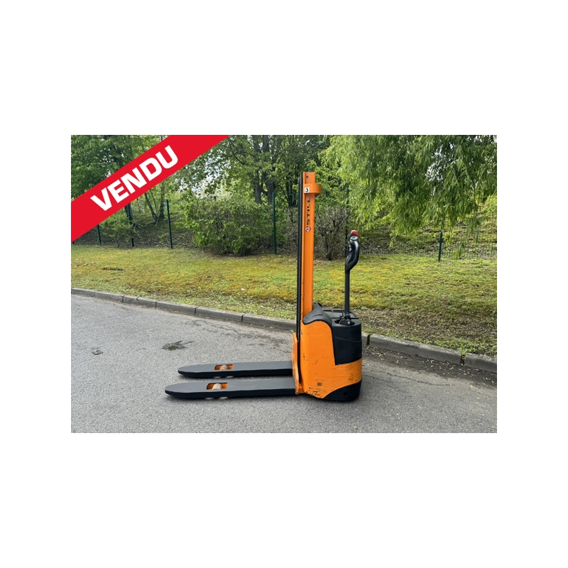 Gerbeur électrique 1 000 kg d'occasion STILL