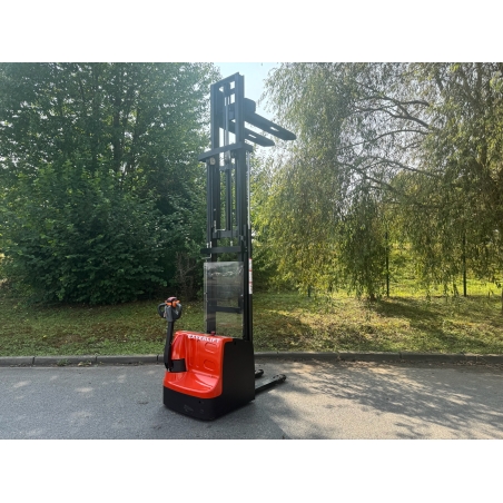 Gerbeur électrique Lithium 1 500 kg d'occasion