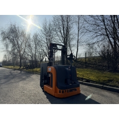Gerbeur électrique avec pince électroménagère d'occasion OMG