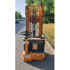 Gerbeur électrique 1000 kg d'occasion