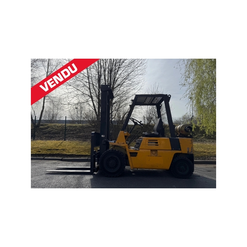 Chariot élévateur d'occasion thermique gaz 2500 kg Komatsu Chariot élévateur d'occasion thermique gaz 2500 kg Komatsu