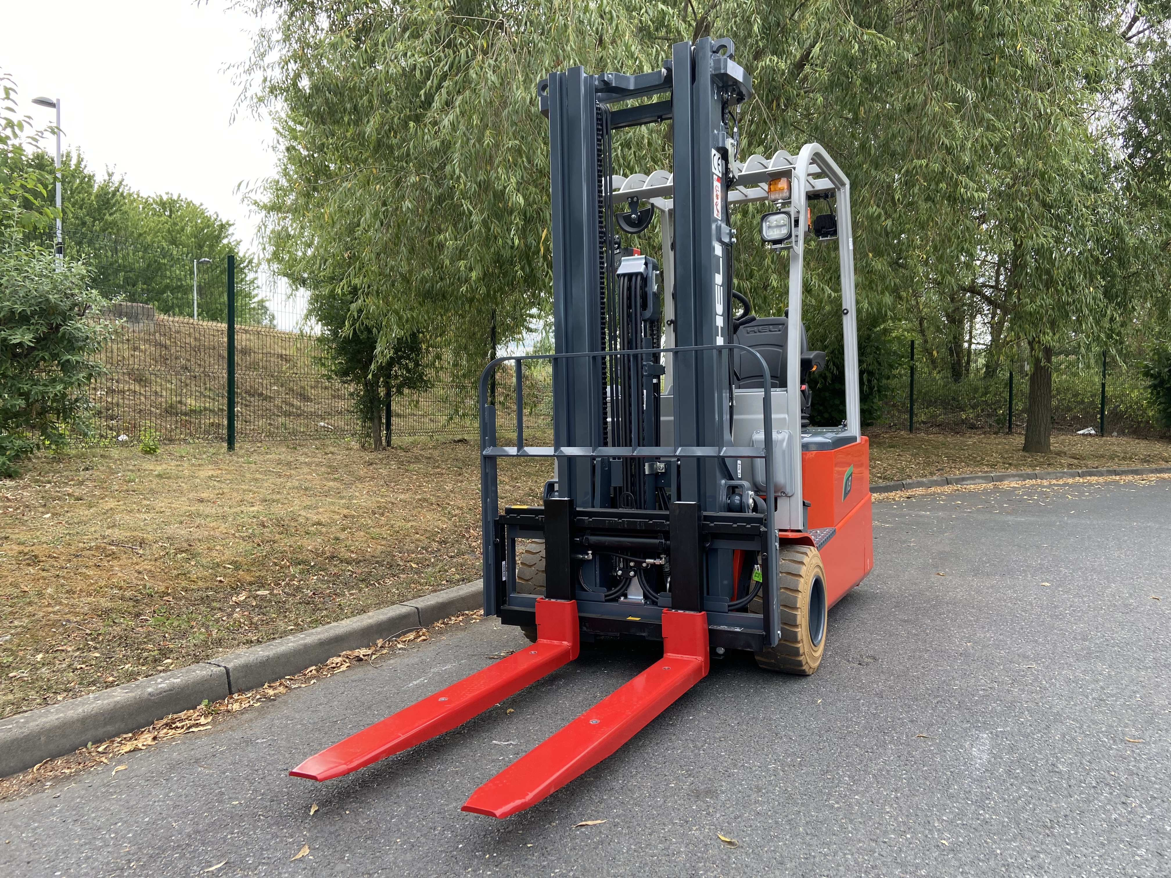 cHARIOT ELEVATEUR